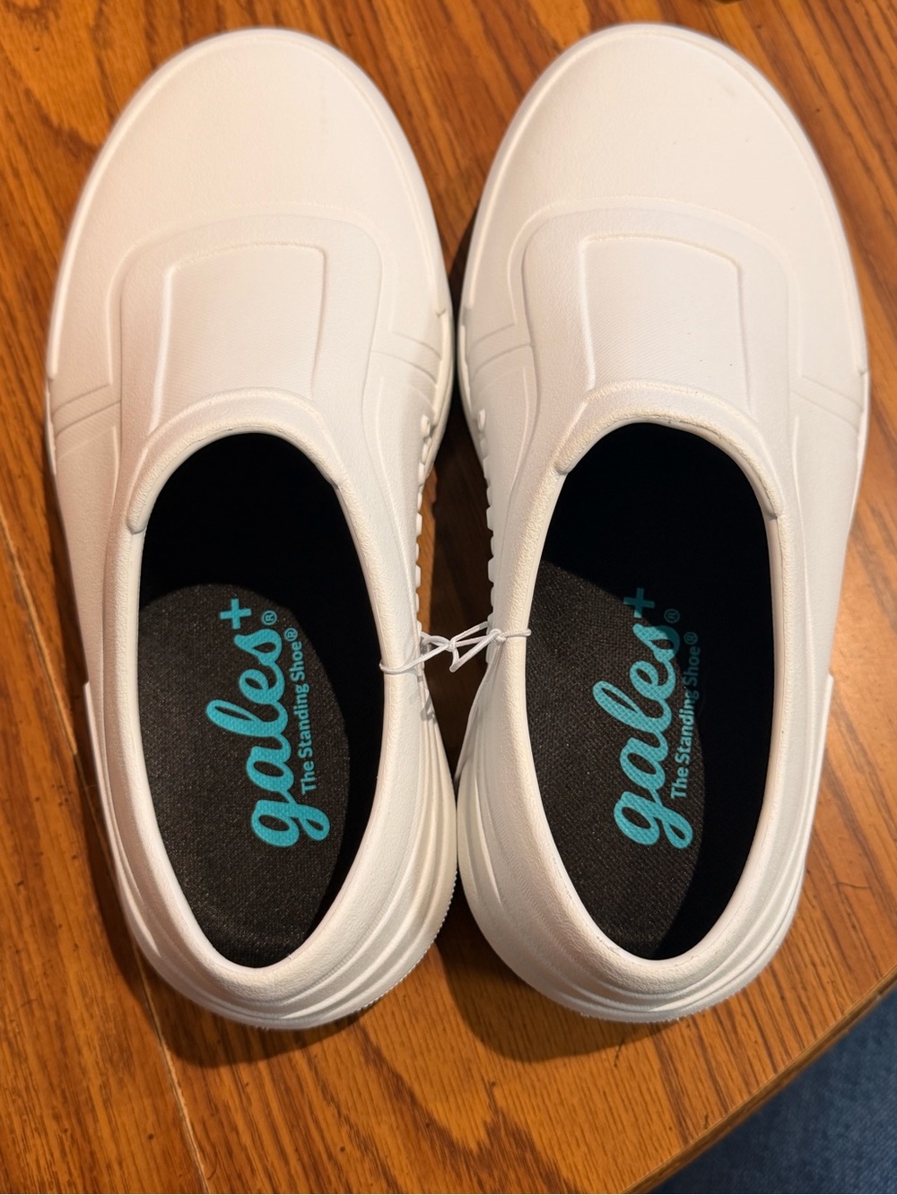 Gales+ Slip-On Comfort Standing Shoe in White